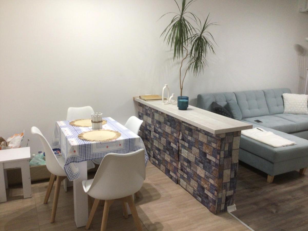 Pastelle Apartment With Own Parking Place บูดาเปสต์ ภายนอก รูปภาพ