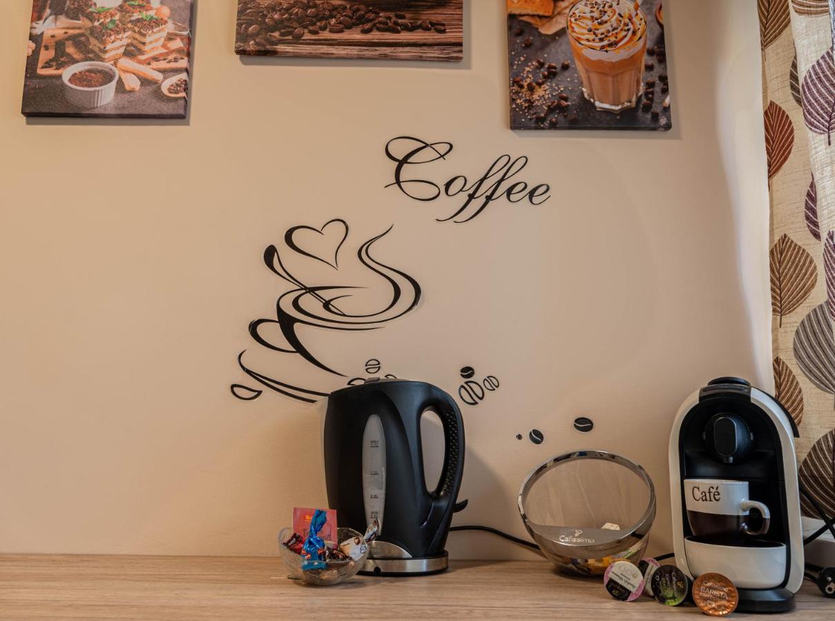 Pastelle Apartment With Own Parking Place บูดาเปสต์ ภายนอก รูปภาพ